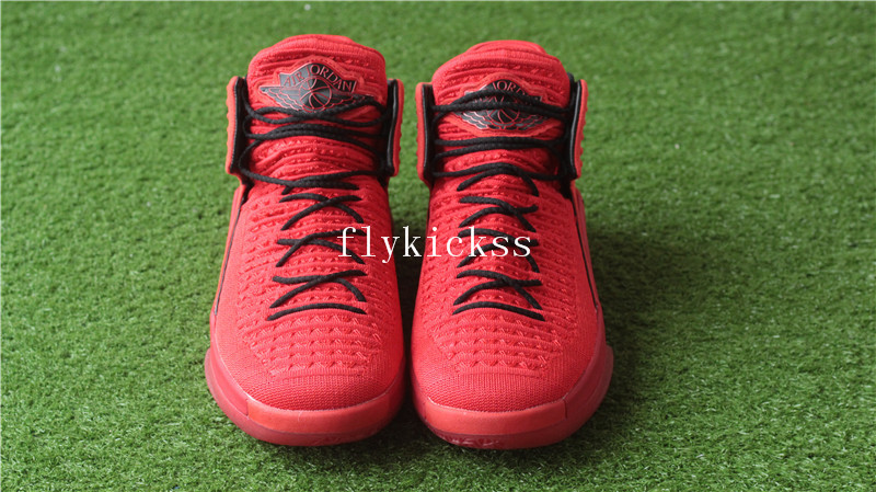 Air Jordan XXXII 32 Retro University Red